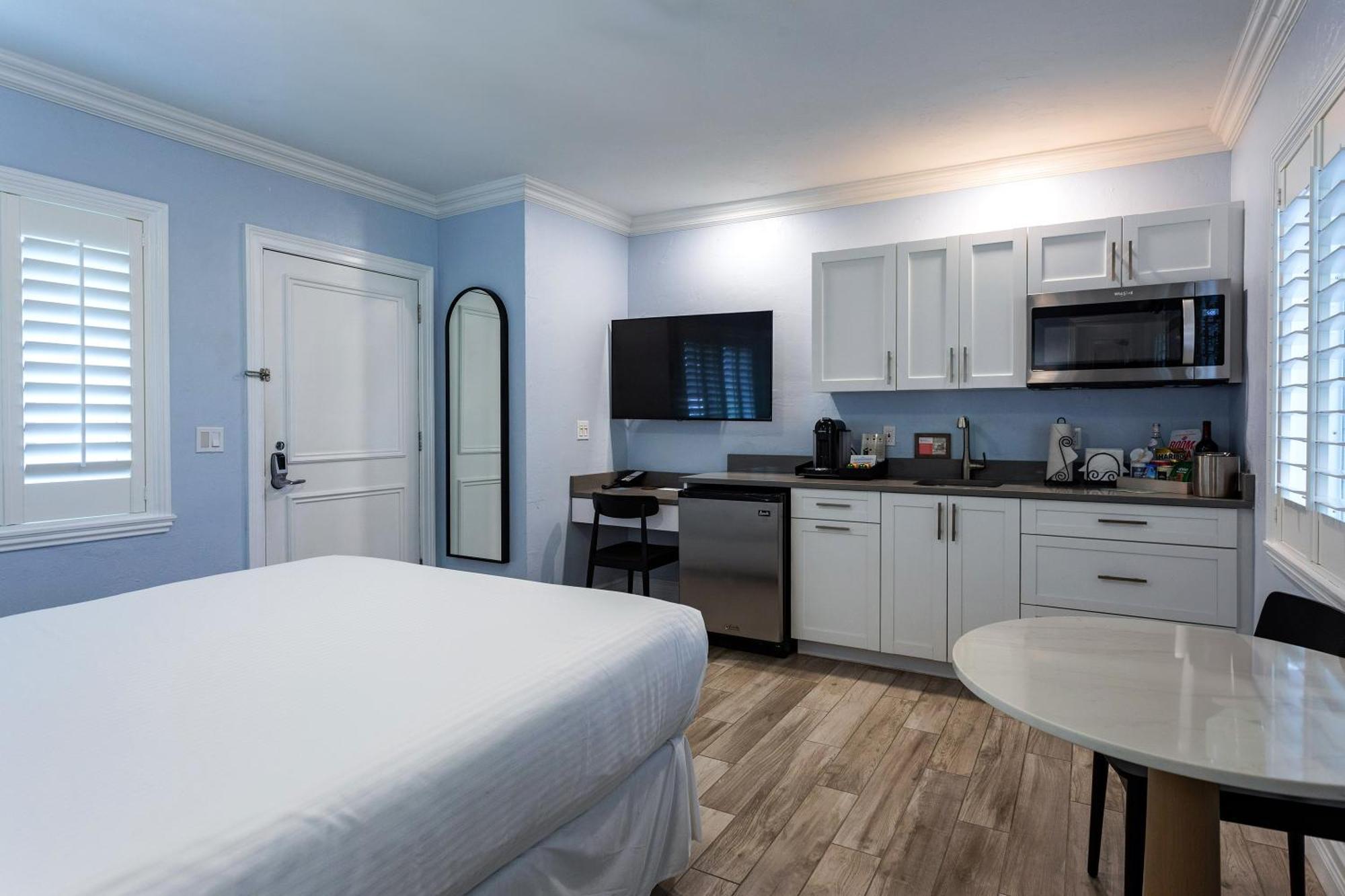 Crane'S Beach House Boutique Hotel & Luxury Villas Делрей Бийч Екстериор снимка